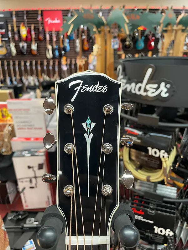 FENDER PARAMOUNT PD-220E DREADNOUGHT