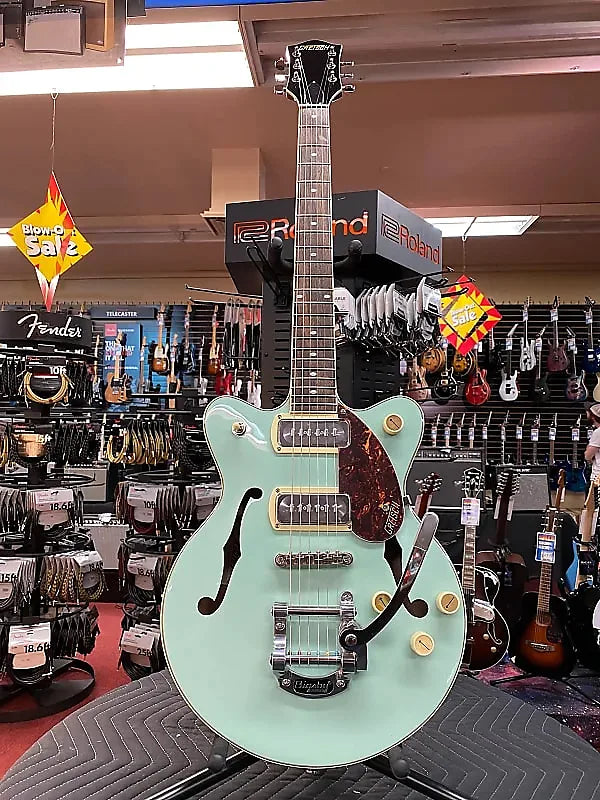 GRETSCH G2655T-P90 STREAMLINER CENTER BLOCK JR. DOUBLE-CUT P90 WITH BIGSBY-MINT METALLIC