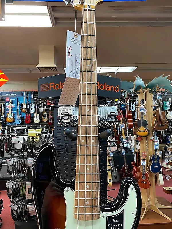 FENDER PLAYER PLUS PRECISION BASS-3-COLOR SUNBURST