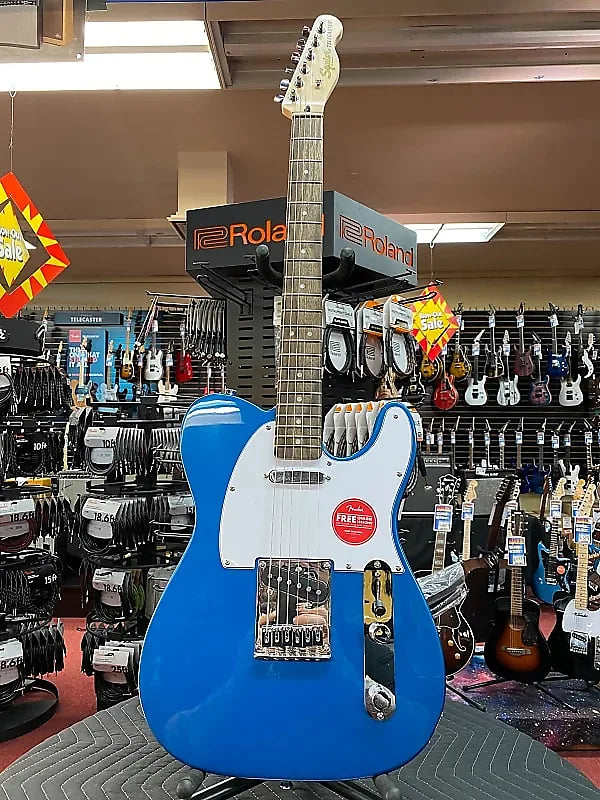 SQUIER AFFINITY SERIES TELECASTER-LAKE PLACID BLUE